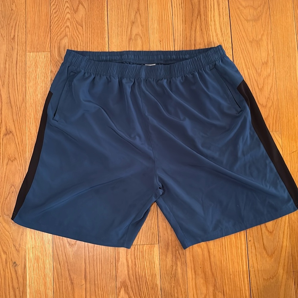 Men’s Big & Tall athletic shorts, 3XL, side pockets